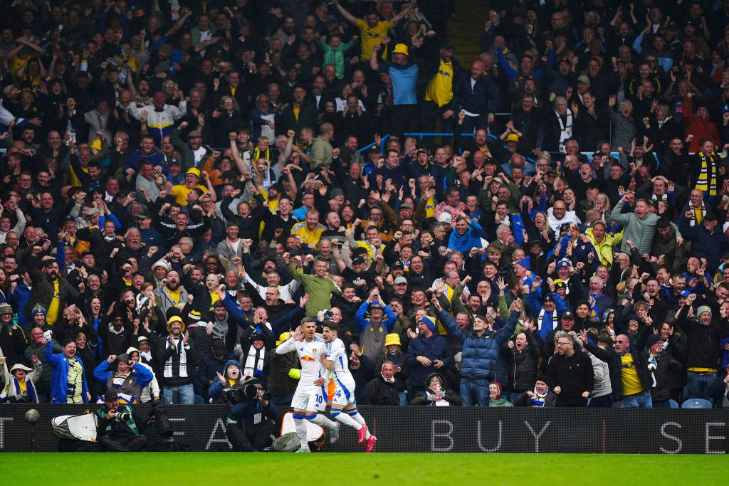 体坛联播｜利兹联、伯恩利重返英超，北京淘汰北控队晋级四强