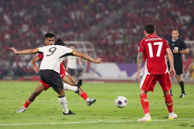 中国男足彻底无缘2026世界杯